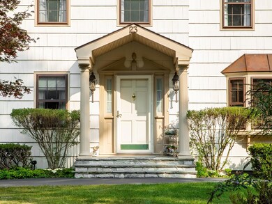 23 Shannon Ln, Cos Cob, CT 06807 - photo 4