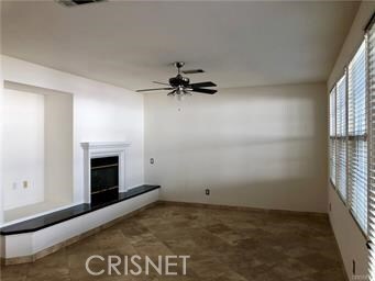 23325 Beachcomber Ln, Valencia, CA 91355 - photo 4