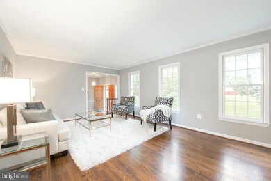 7405 Windmill Ct, Alexandria, VA 22307 - photo 4