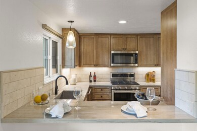 Breakfast Bar
