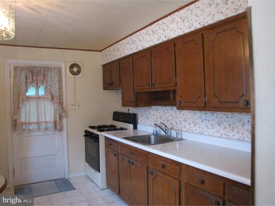 313 Sheppard Ave, Runnemede, NJ 08078 - photo 6