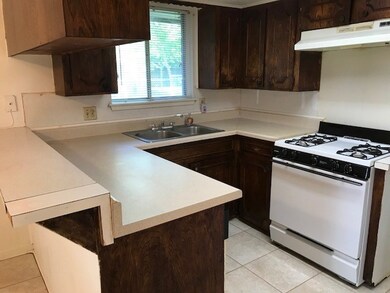 10222 Scotsbrook Dr, Houston, TX 77038 - photo 5