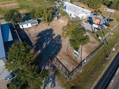 191 Interstate 45, Huntsville, TX 77320 - photo 2