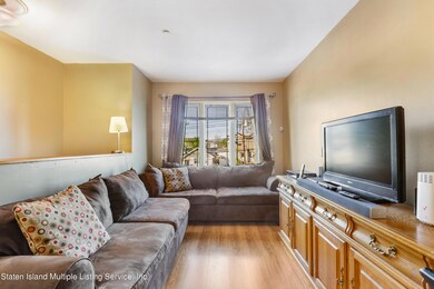 518 Midland Ave -7