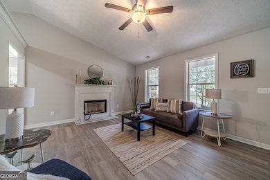 6-web-or-mls-Chase Ct-3