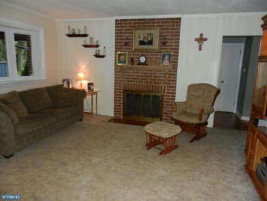 2402 Ivanhoe Ln, Wilmington, DE 19808 - photo 2