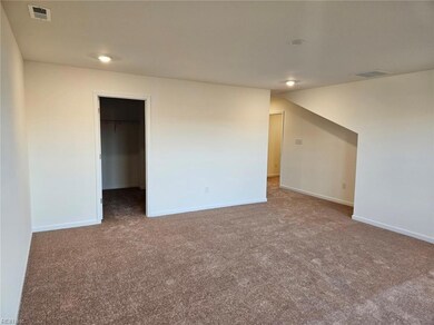 BONUS ROOM & WALK IN CLOSET