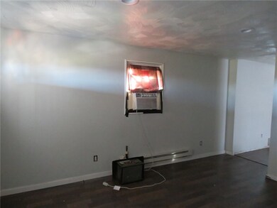 919 Oakland Ave, Charleroi, PA 15022 - photo 6