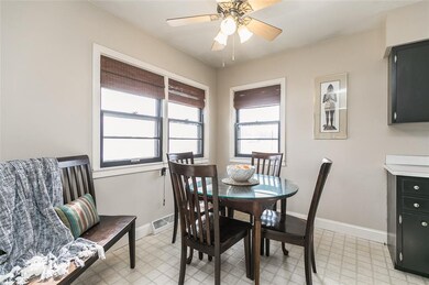 1509 W 4th St, Cedar Falls, IA 50613 - photo 6