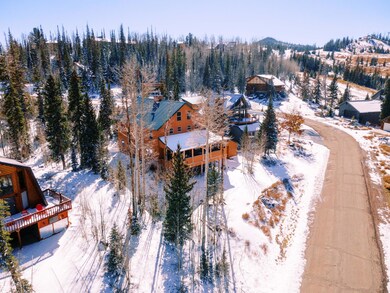 315 Ridgeview St, Brian Head, UT 84719 - photo 4