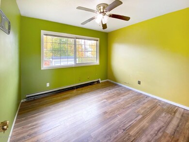 Upstairs Bedroom 1