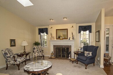 6. livingroom_6745