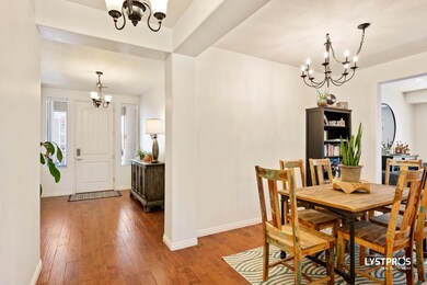 Entrance, formal dining area