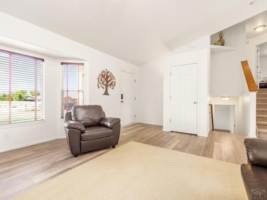 Living room with Vaulted Ceilings