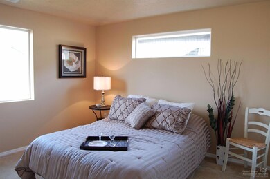 3595 SW Pumice Place, Redmond, OR 97756 - photo 4