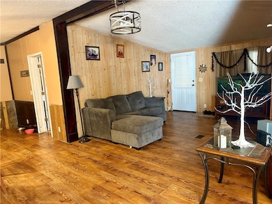 5641 Fleetwood Ln, Blackshear, GA 31516 - photo 6