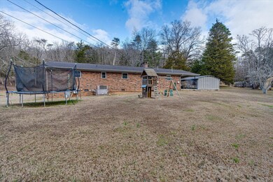 24-1608 3rd Ave-23
