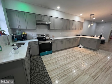 3139 Magee Ave, Philadelphia, PA 19149 - photo 7