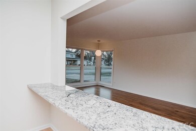 1120 Sandpiper Ln unit 1, Naperville, IL 60540 - photo 4