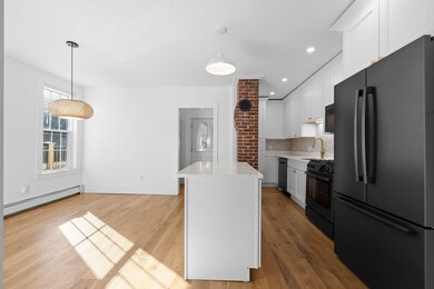 28 Langdon St unit 1, Portsmouth, NH 03801 - photo 6