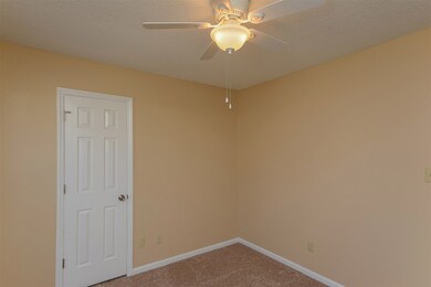 1305 Kevin Ct, Jacksonville, NC 28546 - photo 4