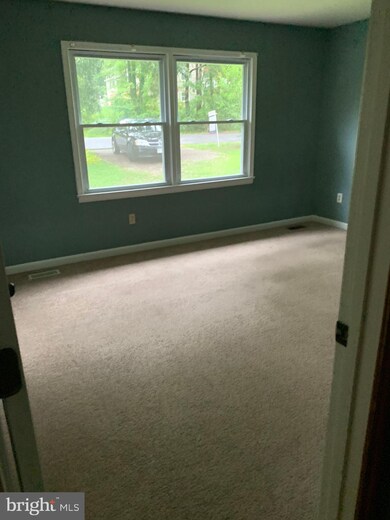 410 Cleveland Ct, Fredericksburg, VA 22407 - photo 4