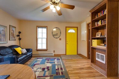 724 W 3 St, Cedar Falls, IA 50613 - photo 7