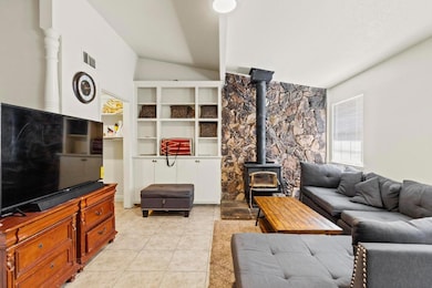 386-386 1/2 N Barrett Rd, Yuba City, CA 95991 - photo 6