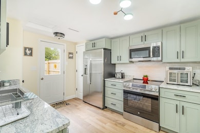 2092 Shryer Ave E, Saint Paul, MN 55109 - photo 7