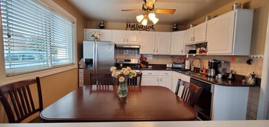 4424 Emerson Ave, Schiller Park, IL 60176 - photo 4