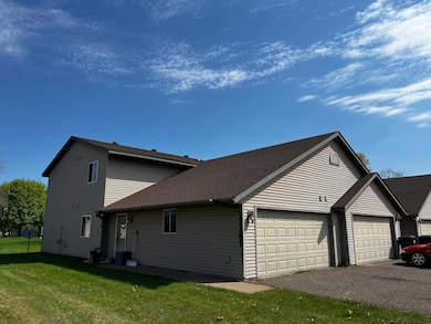 2419 Fryklund Dr, Menomonie, WI 54751 - photo 2