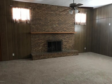 10640 Tulsa Rd, Jacksonville, FL 32218 - photo 4