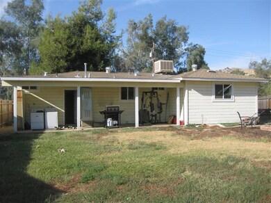 27709 Avenue 146, Porterville, CA 93257 - photo 7