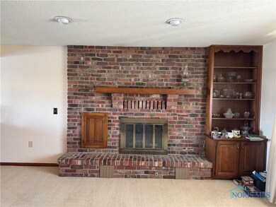 425 Rilla Rd, Findlay, OH 45840 - photo 4