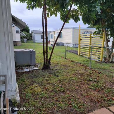 755 Lark Dr, Sebastian, FL 32976 - photo 5