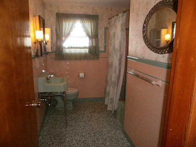 76 Jenckes St, Woonsocket, RI 02895 - photo 7