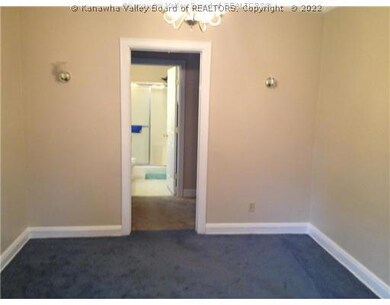 2724 Edwards Cir, Dunbar, WV 25064 - photo 4