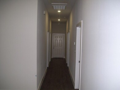 902 W Florence St, Denison, TX 75020 - photo 7