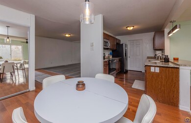 1319 SW Argyll St, Topeka, KS 66611 - photo 6