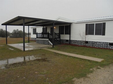 348 Cactus View Dr, Springtown, TX 76082 - photo 3