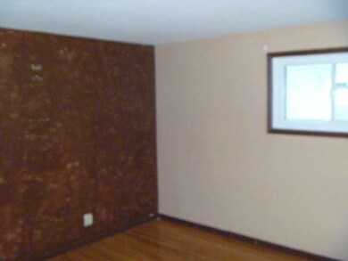 507 Apache Ave, Carpentersville, IL 60110 - photo 7