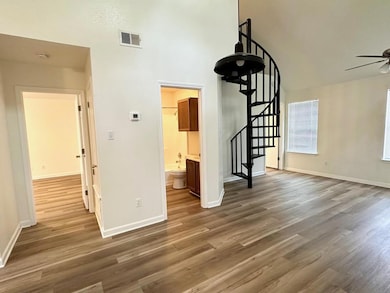 2908 Whisper Oaks Ln unit C, Georgetown, TX 78628 - photo 3