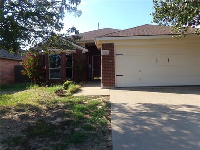 4708 Topaz Ln, Granbury, TX 76049 - photo 2