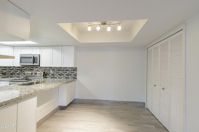 1645 W Baseline Unit 1187-6