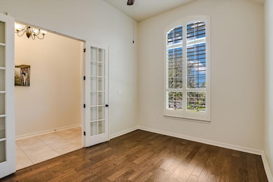 213 Mirafield Ln, Austin, TX 78737 - photo 4