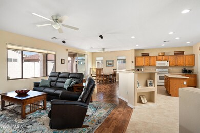 3030EGleneagleDr-4