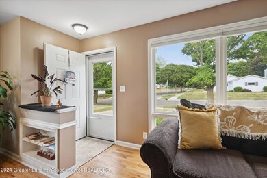 06-1421-Ravenswood-Dr-Lansing-MI-48917-W