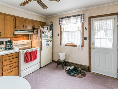 7 Dodge St, Haverhill, MA 01832 - photo 6