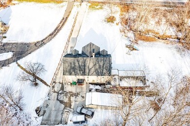 189 Pendleton Ave, Chicopee, MA 01020 - photo 5