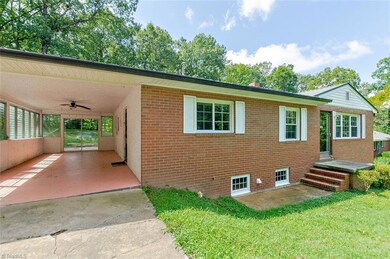 1362 Crestwood Ln, Asheboro, NC 27205 - photo 4